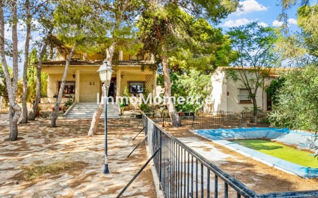 Detached villa - Resale - Torrevieja - Torrevieja Centro