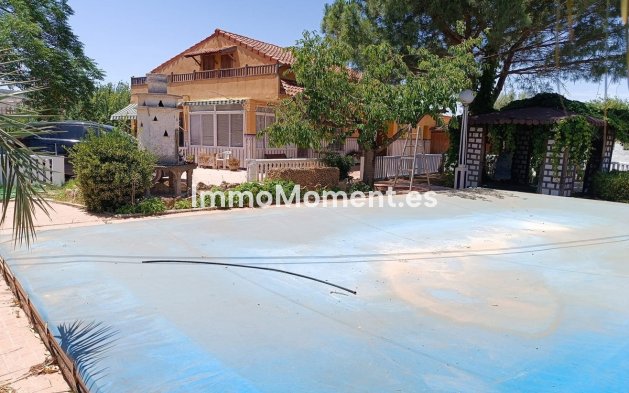 Detached villa - Resale - Yecla - Yecla Centro