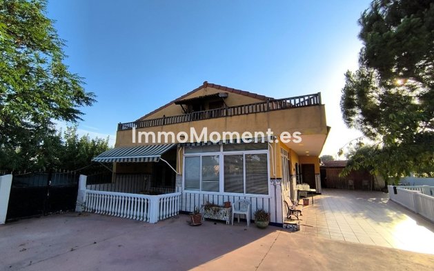 Detached villa - Resale - Yecla - Yecla Centro