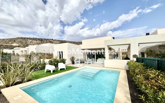 Freistehende Villa - Wiederverkauf - Algorfa - Algorfa Centro