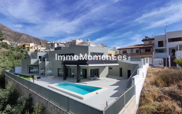 Freistehende Villa - Wiederverkauf - Benalmadena - Benalmadena Centro