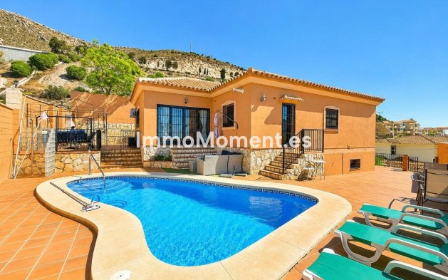 Freistehende Villa - Wiederverkauf - Benalmadena - Benalmadena Centro