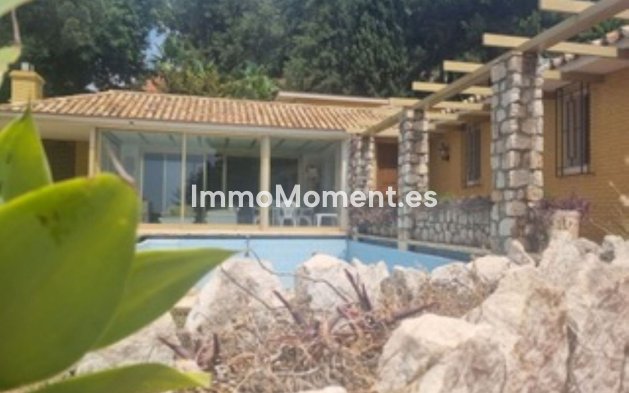 Freistehende Villa - Wiederverkauf - Benalmadena - Benalmadena Centro