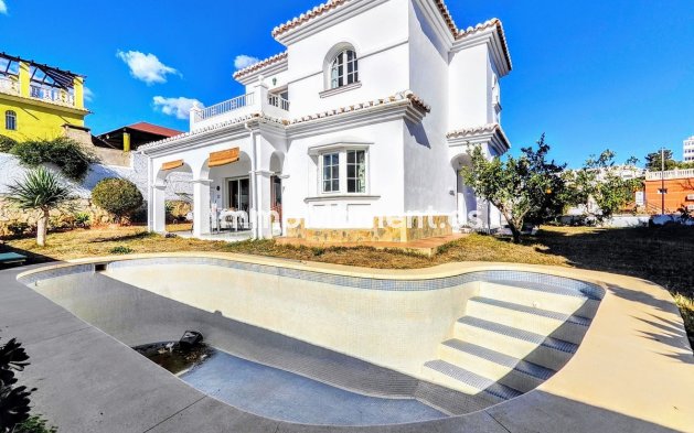 Freistehende Villa - Wiederverkauf - Benalmadena - Benalmadena Costa