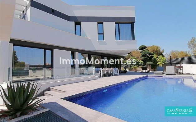 Freistehende Villa - Wiederverkauf - Benidorm - Benidorm Centro