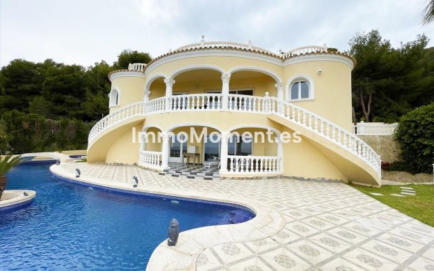 Freistehende Villa - Wiederverkauf - Calpe - Calpe Centro