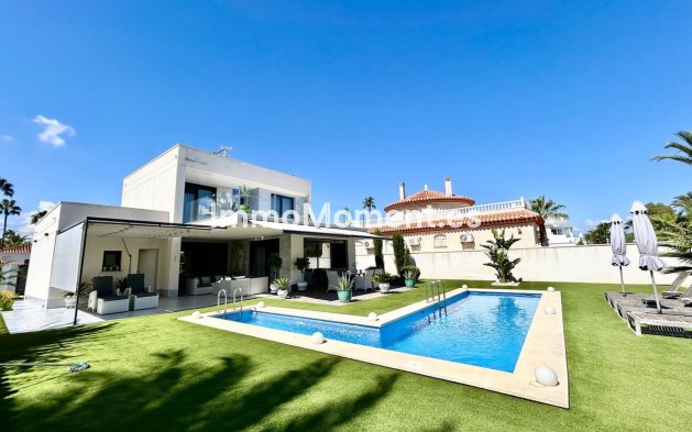 Freistehende Villa - Wiederverkauf - Cartagena - Los Urrutias