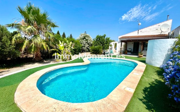 Freistehende Villa - Wiederverkauf - Daya Nueva - Daya Nueva Centro