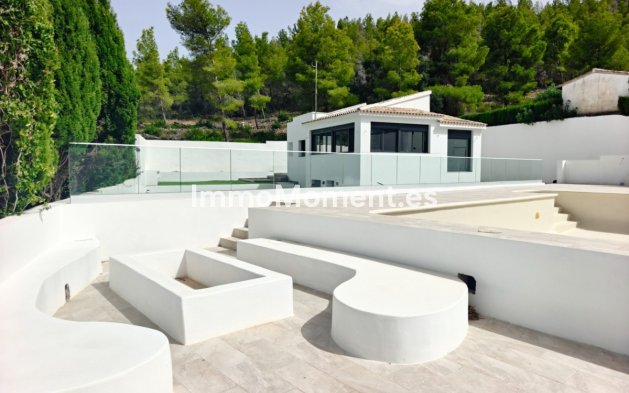 Freistehende Villa - Wiederverkauf - Denia - Denia Centro