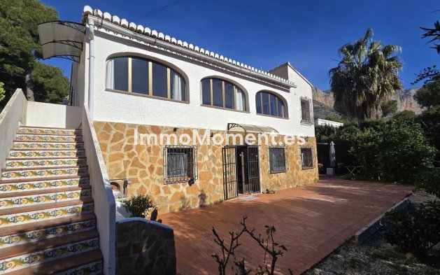 Freistehende Villa - Wiederverkauf - Denia - Denia Centro