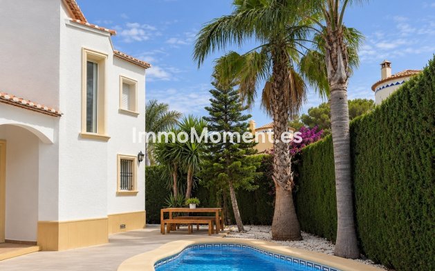 Freistehende Villa - Wiederverkauf - Denia - La Sella Golf