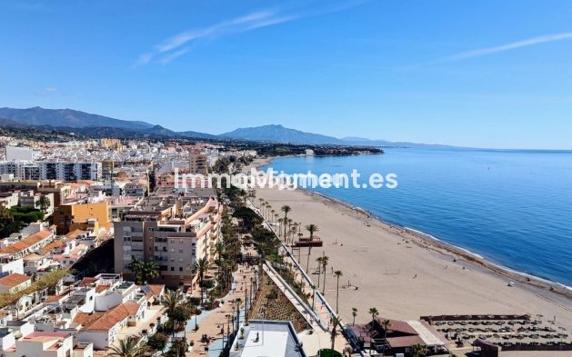 Freistehende Villa - Wiederverkauf - Estepona  - Estepona Centro
