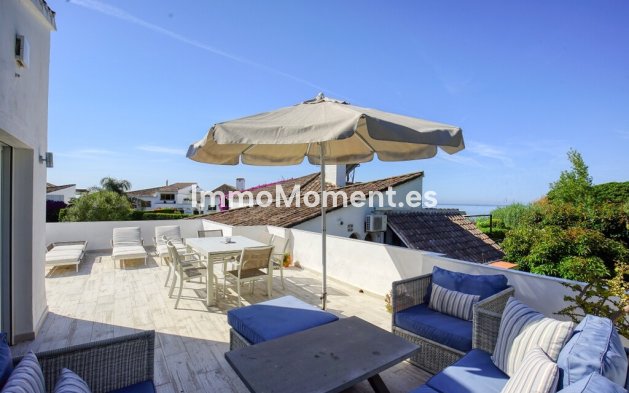 Freistehende Villa - Wiederverkauf - Estepona  - Estepona Centro