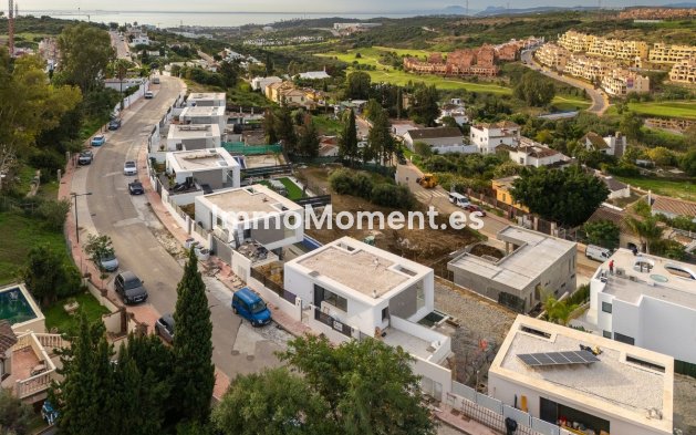 Freistehende Villa - Wiederverkauf - Estepona  - Valle Romano