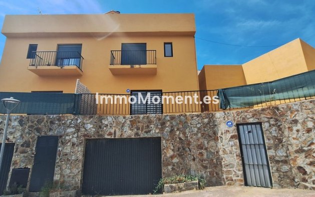 Freistehende Villa - Wiederverkauf - Fuengirola - Fuengirola Centro
