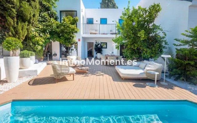 Freistehende Villa - Wiederverkauf - Fuengirola - Los Pacos