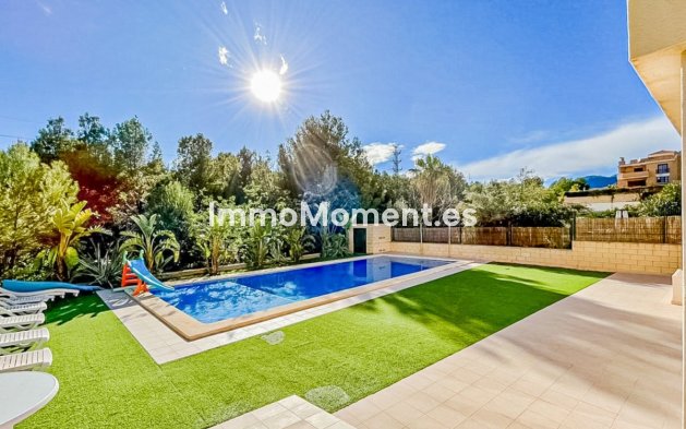 Freistehende Villa - Wiederverkauf - La Nucía - La Nucia Centro