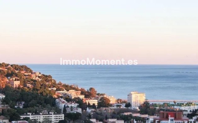 Freistehende Villa - Wiederverkauf - Málaga - Málaga