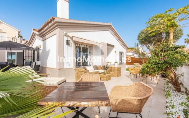 Freistehende Villa - Wiederverkauf - Manilva - La Duquesa