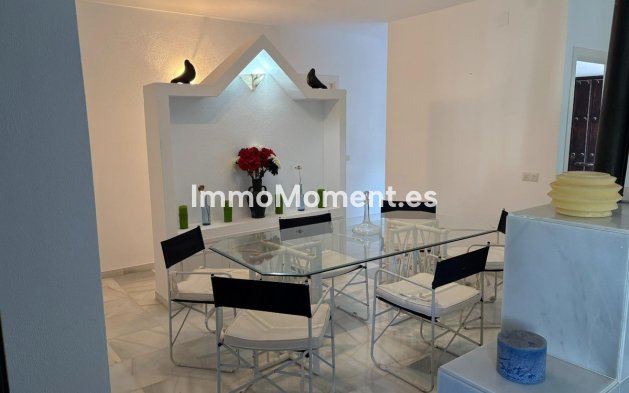 Freistehende Villa - Wiederverkauf - Marbella - Artola