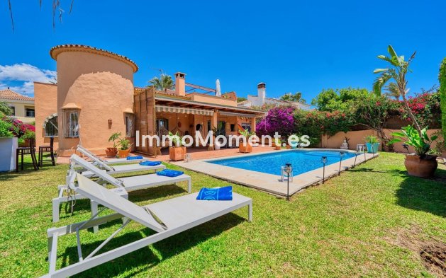 Freistehende Villa - Wiederverkauf - Marbella - El Rosario