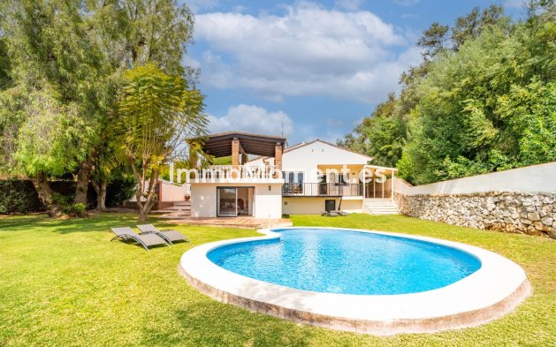 Freistehende Villa - Wiederverkauf - Marbella - El Rosario