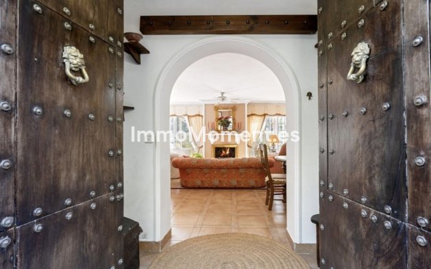 Freistehende Villa - Wiederverkauf - Marbella - El Rosario