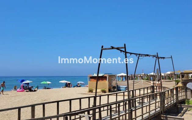 Freistehende Villa - Wiederverkauf - Marbella - Elviria