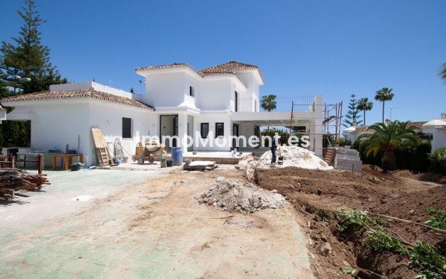 Freistehende Villa - Wiederverkauf - Marbella - Elviria
