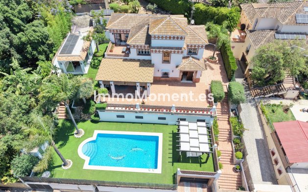 Freistehende Villa - Wiederverkauf - Marbella - Elviria