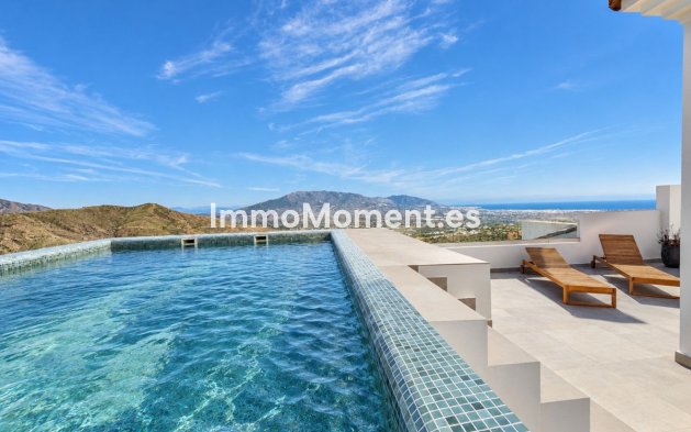 Freistehende Villa - Wiederverkauf - Marbella - La Mairena