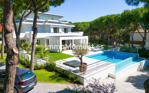 Freistehende Villa - Wiederverkauf - Marbella - Las Chapas
