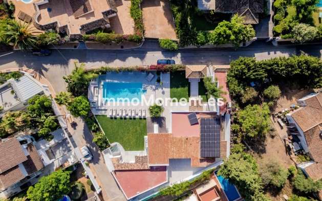 Freistehende Villa - Wiederverkauf - Marbella - Nagüeles