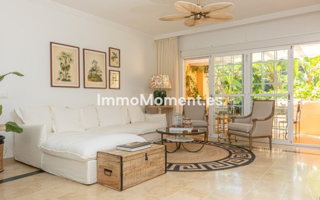 Freistehende Villa - Wiederverkauf - Marbella - Nagüeles