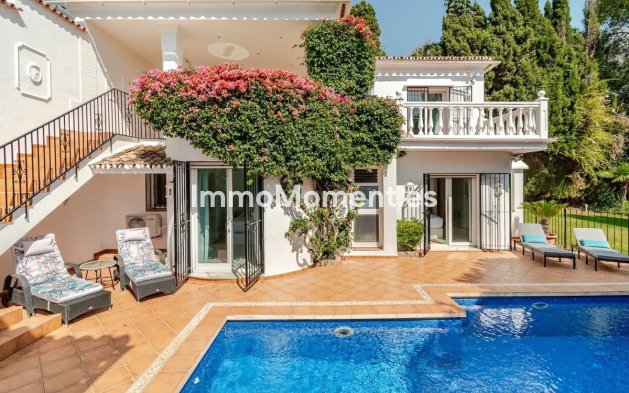 Freistehende Villa - Wiederverkauf - Marbella - Nagüeles