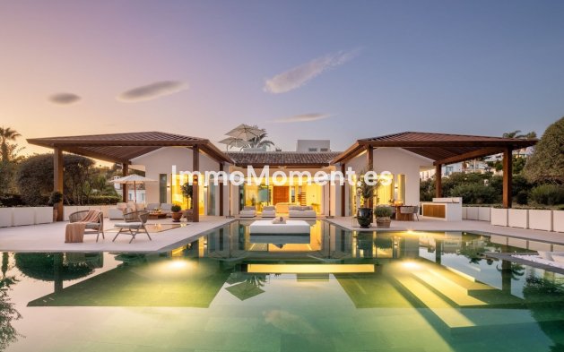 Freistehende Villa - Wiederverkauf - Marbella - Nueva Andalucía