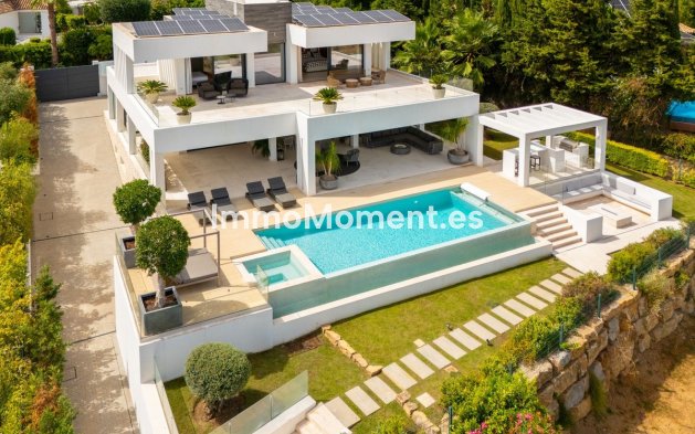 Freistehende Villa - Wiederverkauf - Marbella - Nueva Andalucía