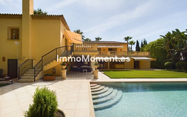 Freistehende Villa - Wiederverkauf - Marbella - Nueva Andalucía