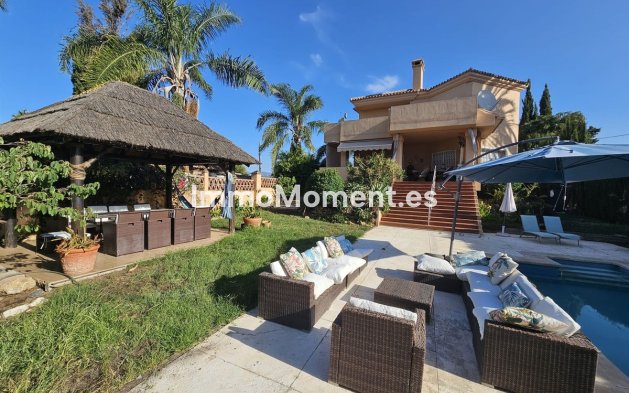 Freistehende Villa - Wiederverkauf - Marbella - Nueva Andalucía