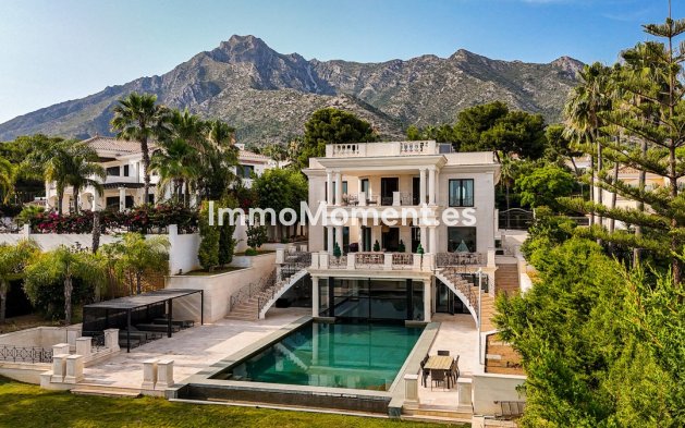 Freistehende Villa - Wiederverkauf - Marbella - Sierra Blanca