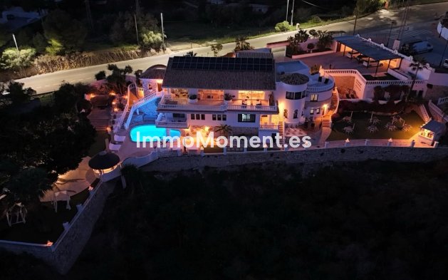 Freistehende Villa - Wiederverkauf - Mijas - Mijas Centro