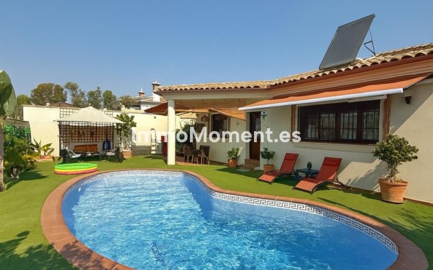 Freistehende Villa - Wiederverkauf - Mijas - Sierrezuela