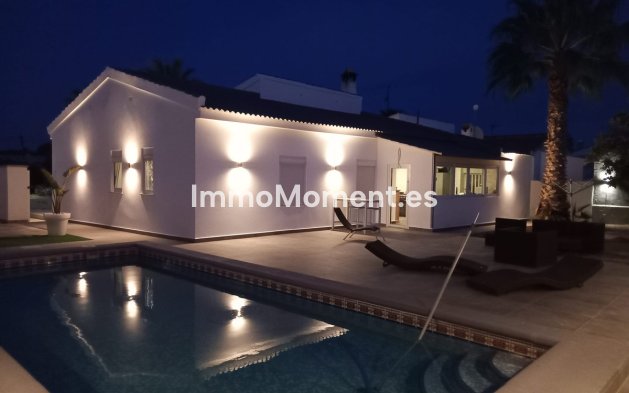 Freistehende Villa - Wiederverkauf - Orihuela - Cabo roig - La Zenia