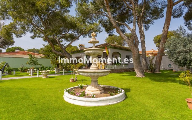 Freistehende Villa - Wiederverkauf - Orihuela - Campoamor