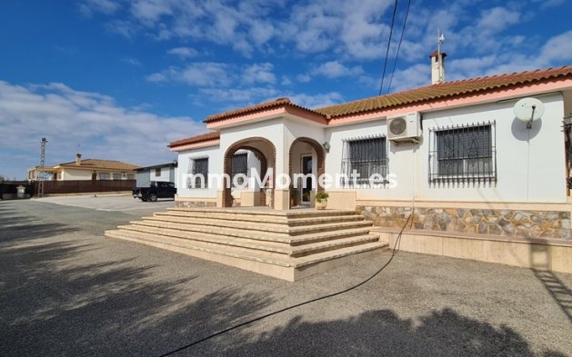 Freistehende Villa - Wiederverkauf - Orihuela - La Matanza