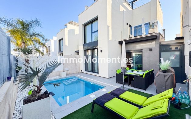 Freistehende Villa - Wiederverkauf - Orihuela - Los Altos