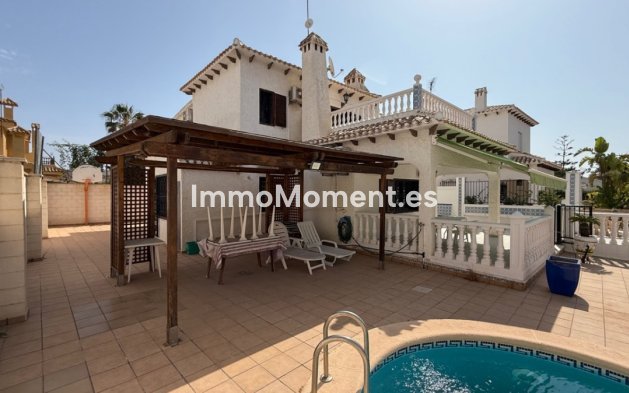 Freistehende Villa - Wiederverkauf - Orihuela - Orihuela Centro