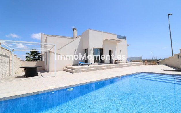 Freistehende Villa - Wiederverkauf - San Miguel de Salinas - San Miguel de Salinas Centro