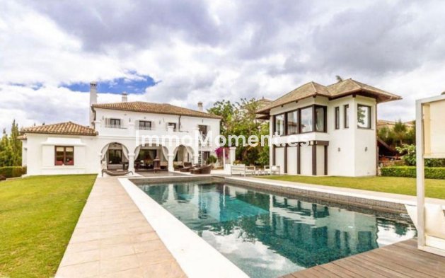 Freistehende Villa - Wiederverkauf - Sotogrande - San Roque Club