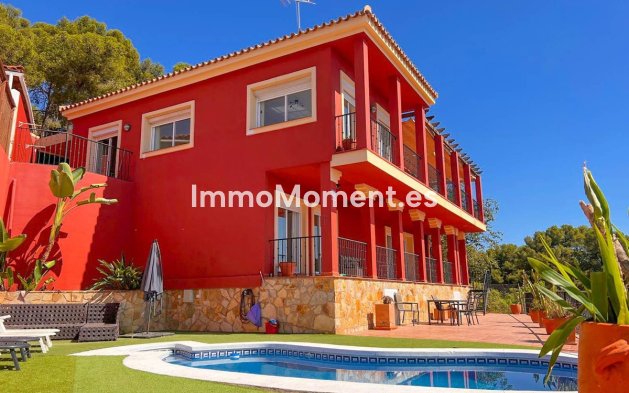 Freistehende Villa - Wiederverkauf - Torremolinos - Torremolinos